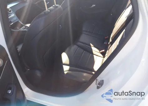 2018 Mercedes-Benz Glc 300 4Matic z USA, uszkodzony, nr VIN WDC0G4KB9JV017637